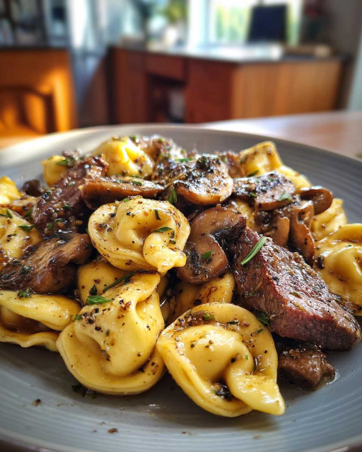 Garlic Butter Steak Mushroom Tortellini Blackstone - detail 3