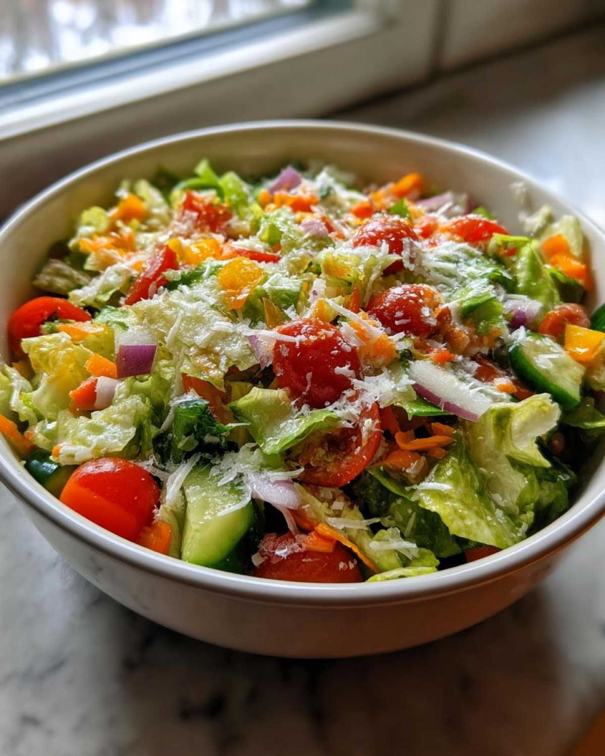 Crunchy Rainbow Parmesan Salad - detail 2