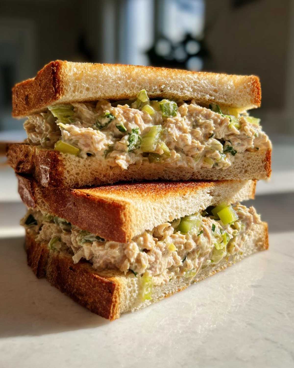 Classic tuna sandwich - detail 2