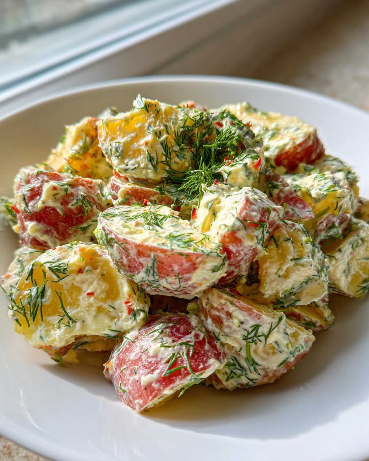 Creamy Red Potato Salad with Dill - detail 1