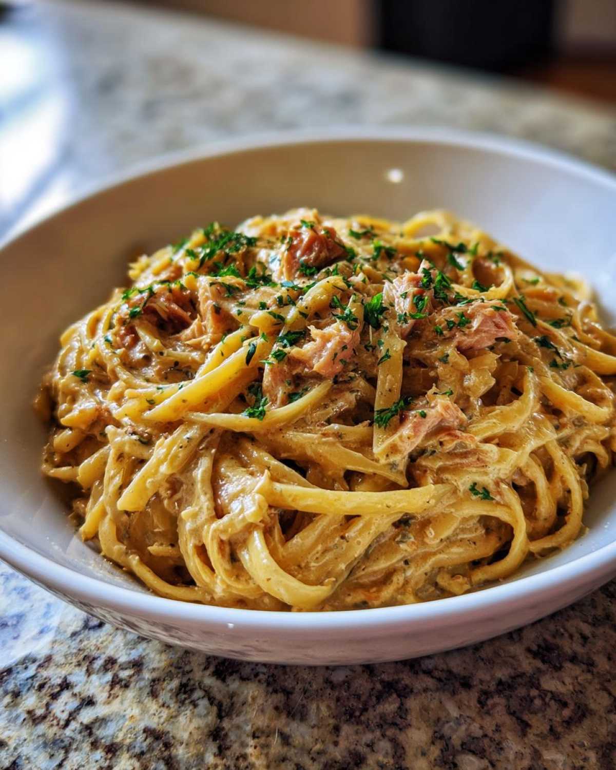 Creamy tuna pasta - detail 2