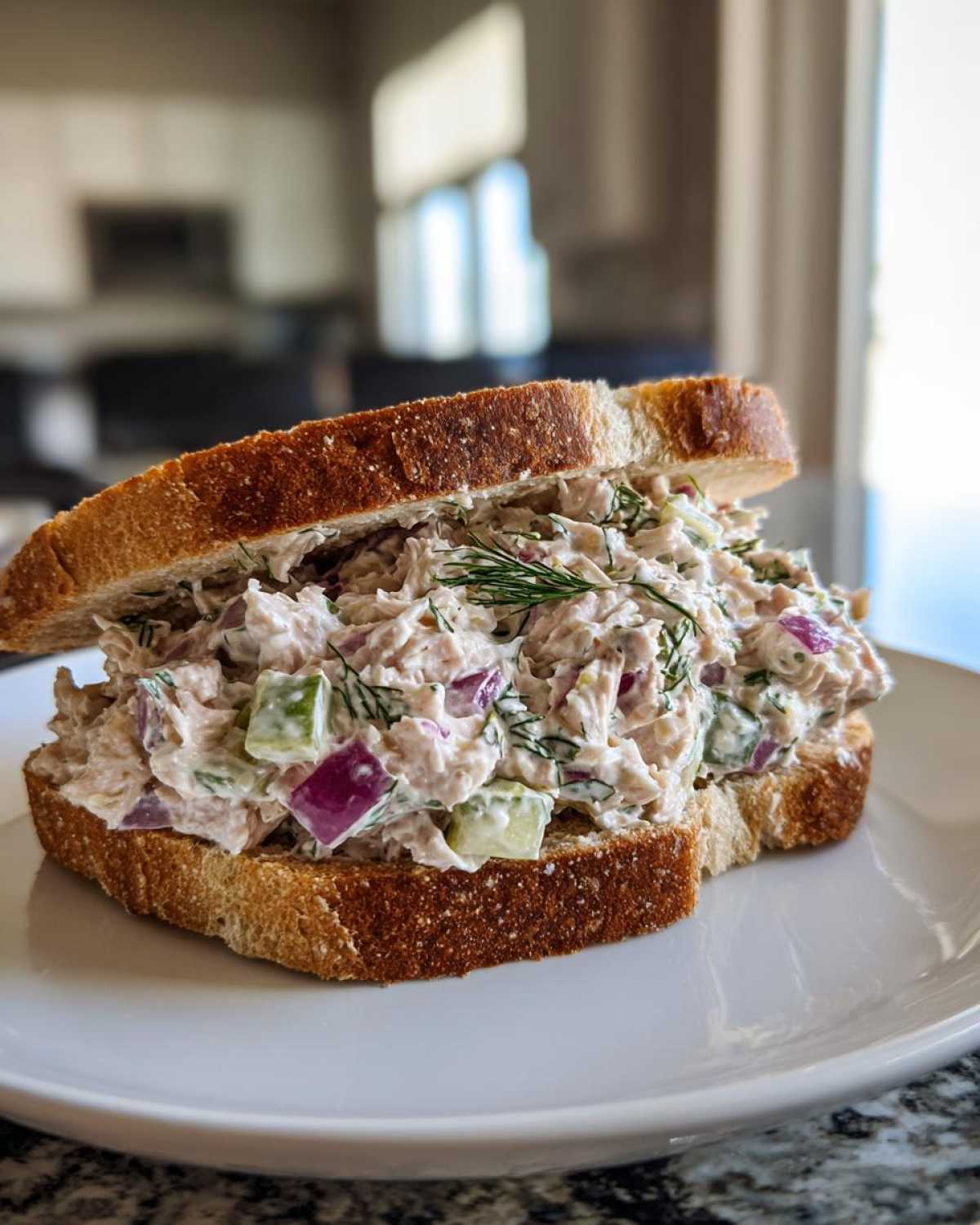 Greek yogurt tuna salad - detail 3