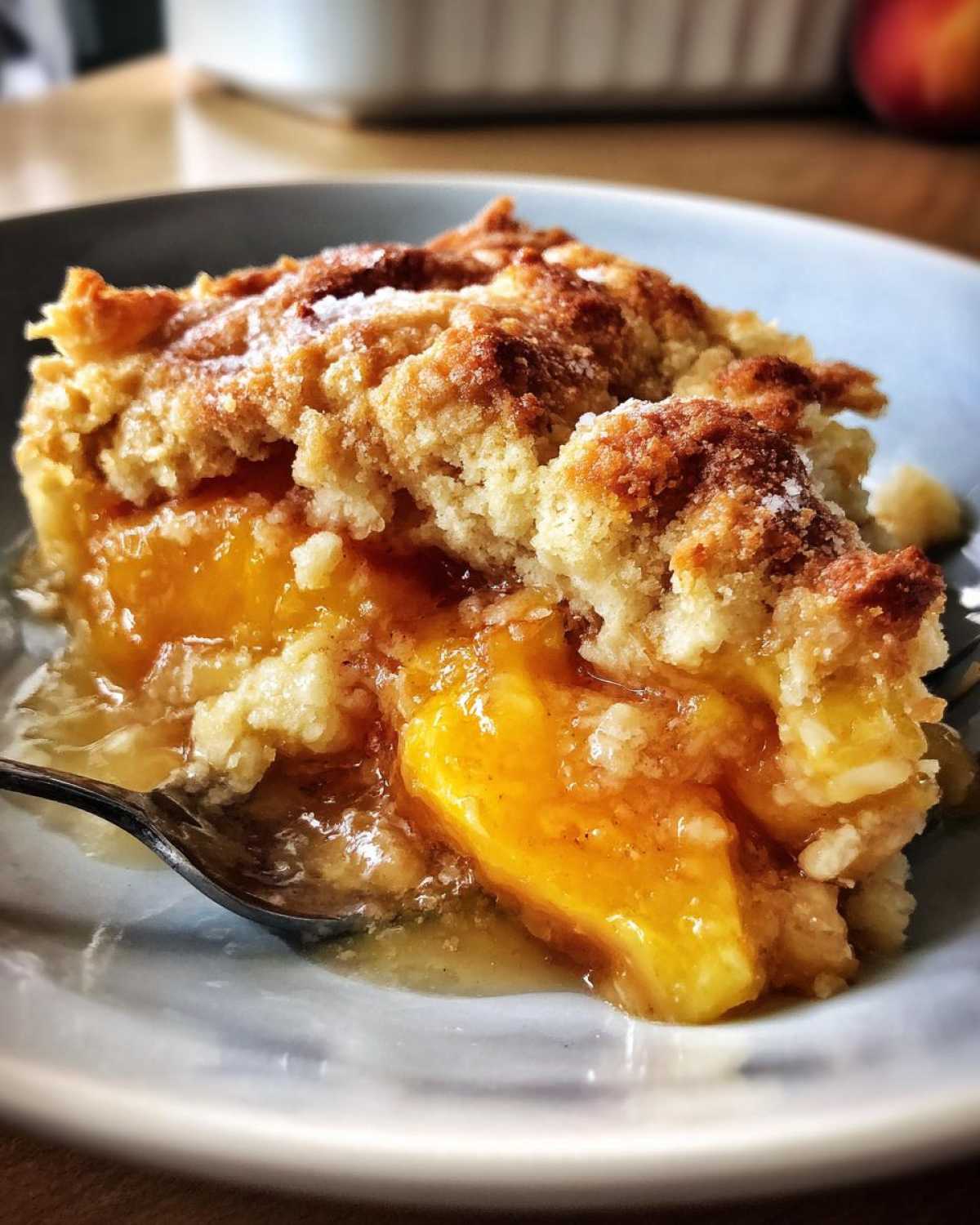 Homemade Peach Cobbler (with Fresh Peaches) - detail 3
