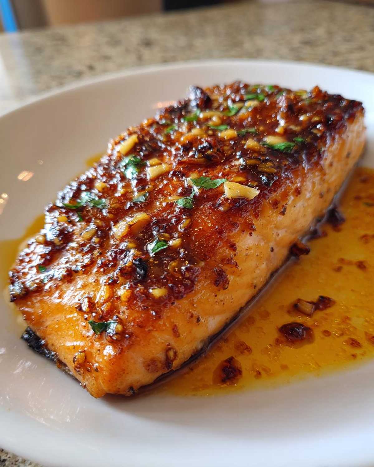 Honey Garlic Glazed Salmon - detail 3