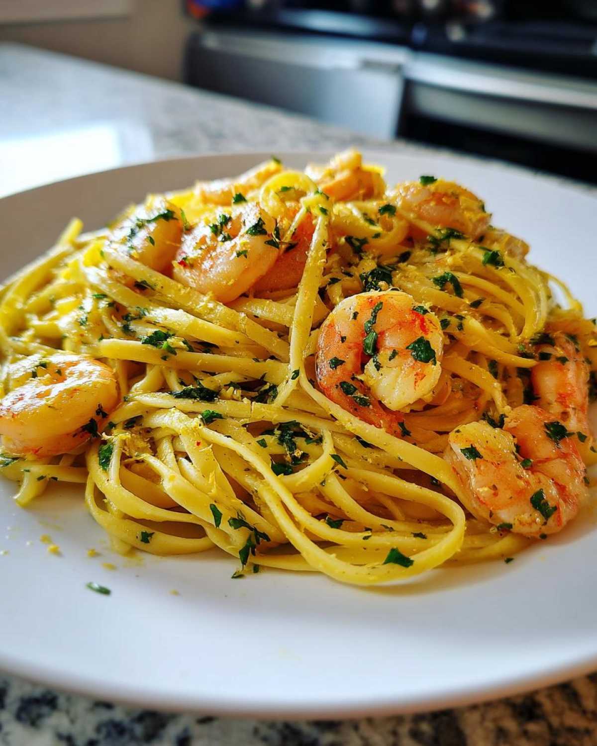 Lemon Butter Shrimp Pasta - detail 4