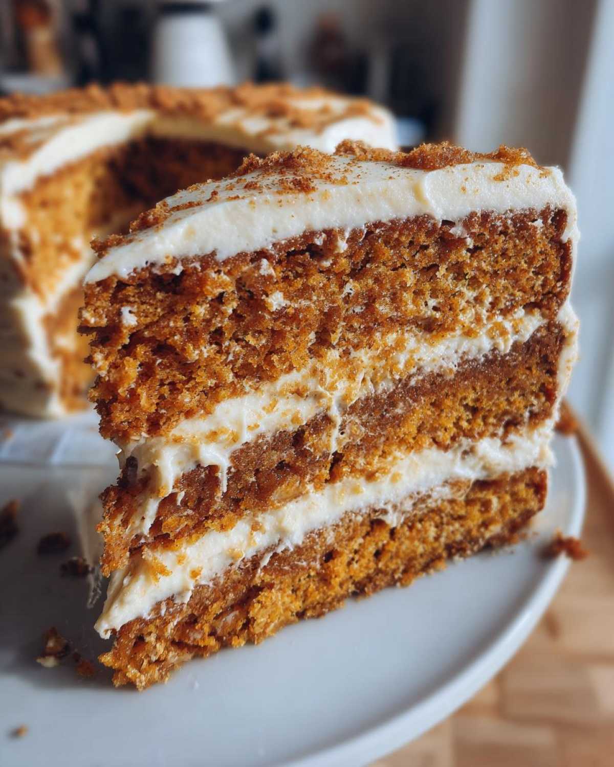 Classic Pumpkin Spice Layer Cake - detail 3