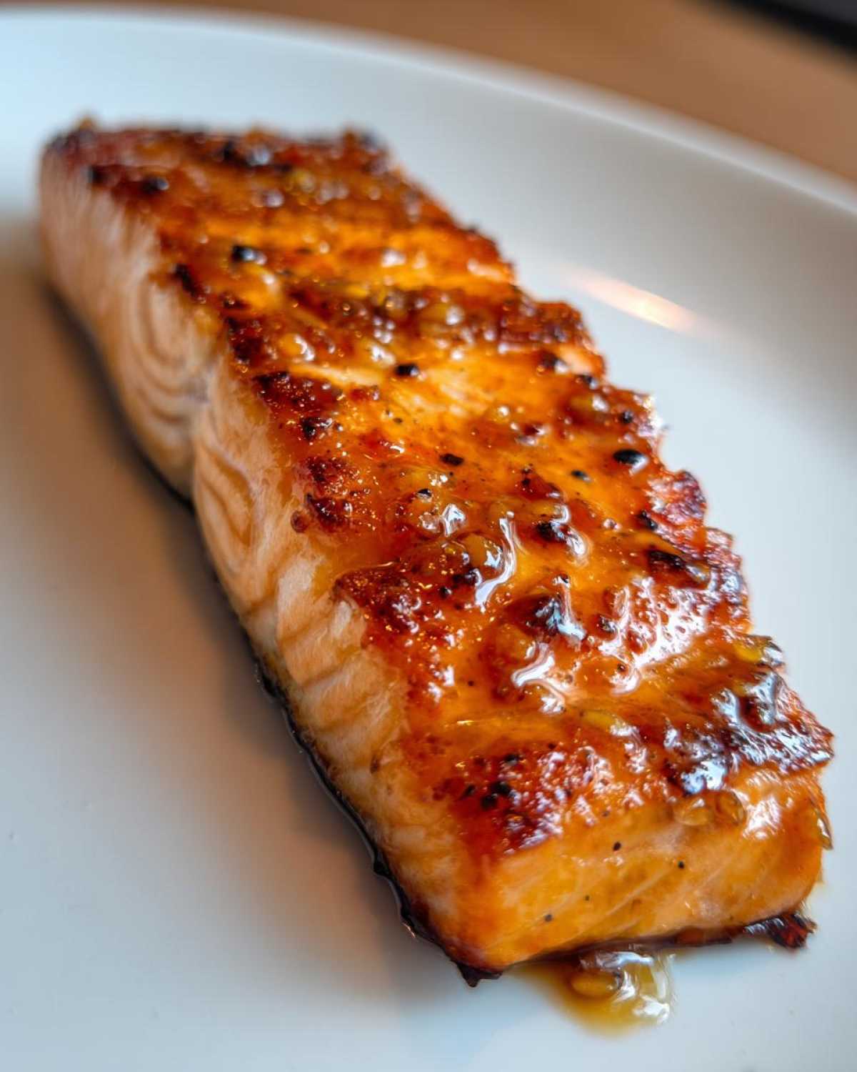Honey Garlic Glazed Salmon - detail 1