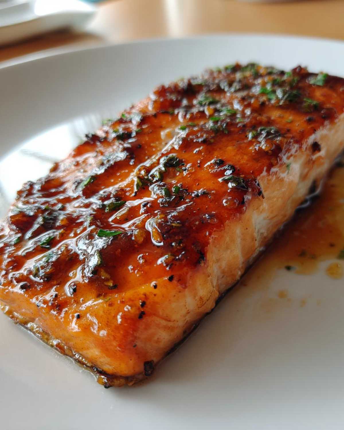 Honey Garlic Glazed Salmon - detail 4