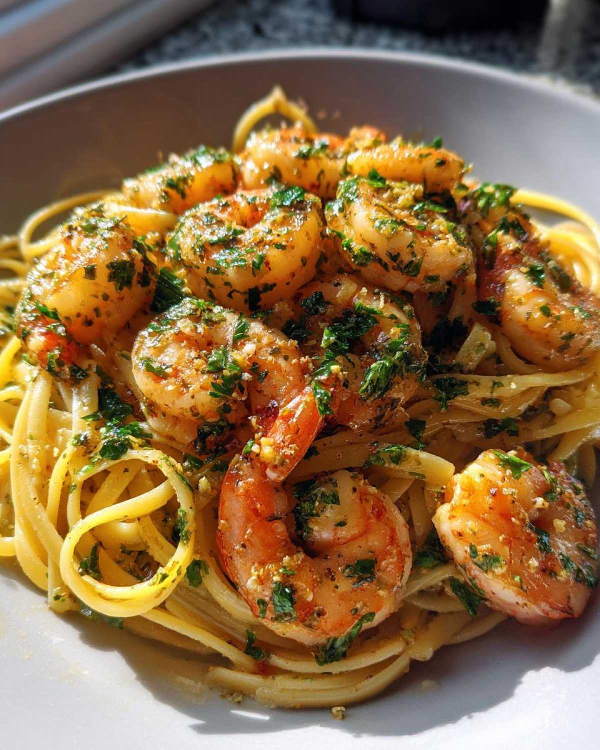 15-Minute Garlic Shrimp Scampi (Weeknight Win) - detail 4