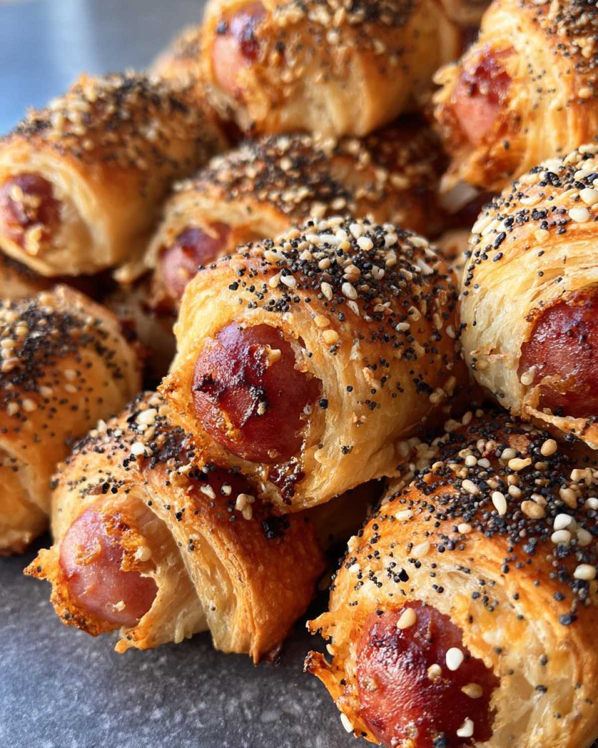 Everything Bagel Pigs in a Blanket (Easy 3-Ingredient) - detail 4