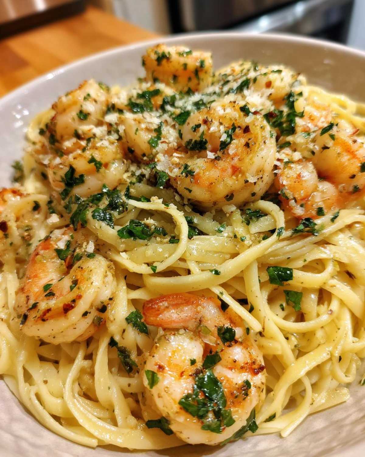 Garlic Butter Shrimp Pasta (20-Minute Dinner) - detail 2