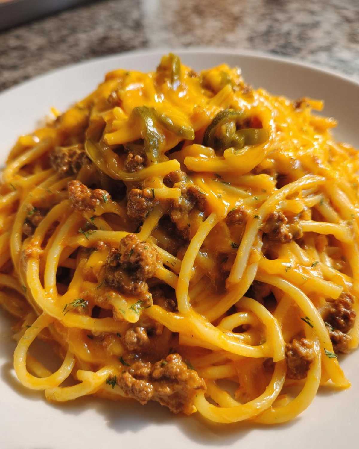 One-Pot Cheeseburger Pasta (20-Minute Family Dinner) - detail 2