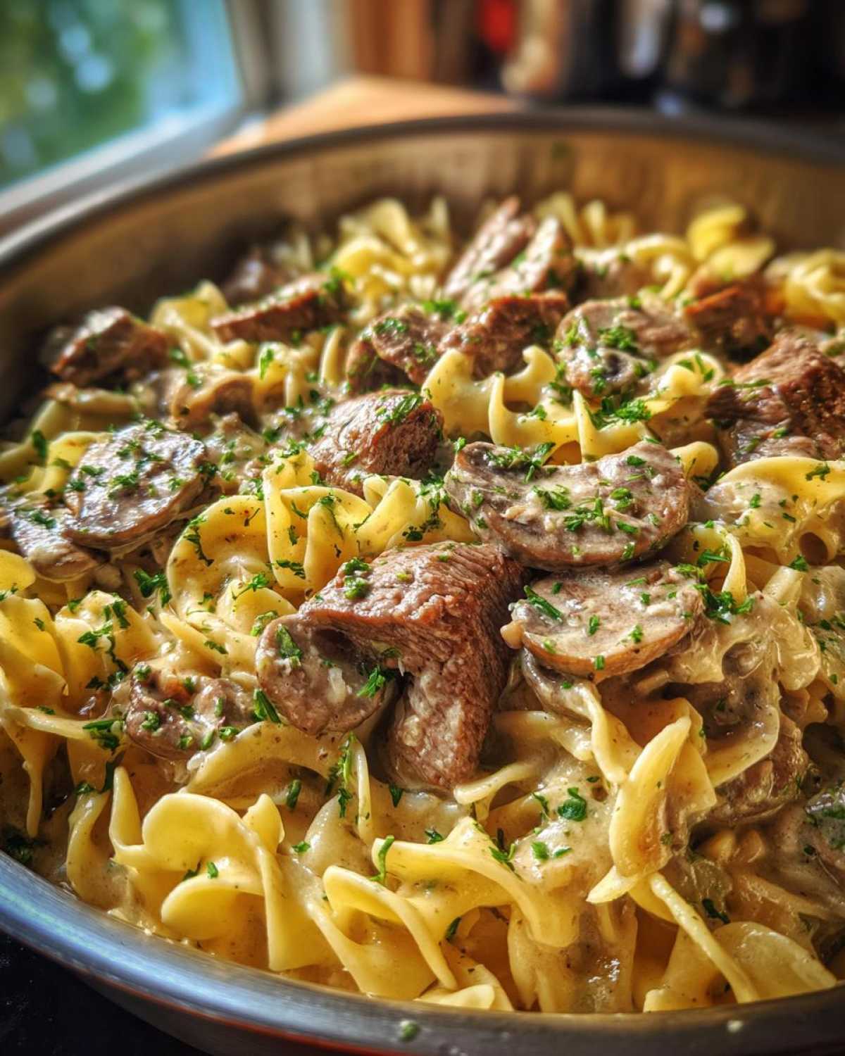 Quick Beef Stroganoff (20-Minute Skillet Dinner) - detail 1