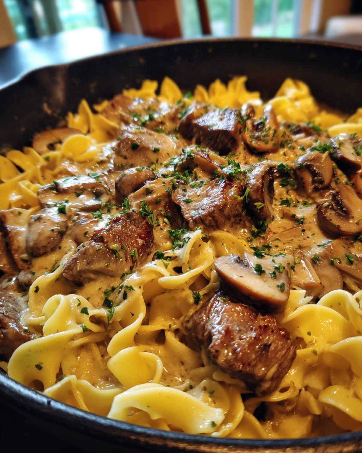 Quick Beef Stroganoff (20-Minute Skillet Dinner) - detail 3
