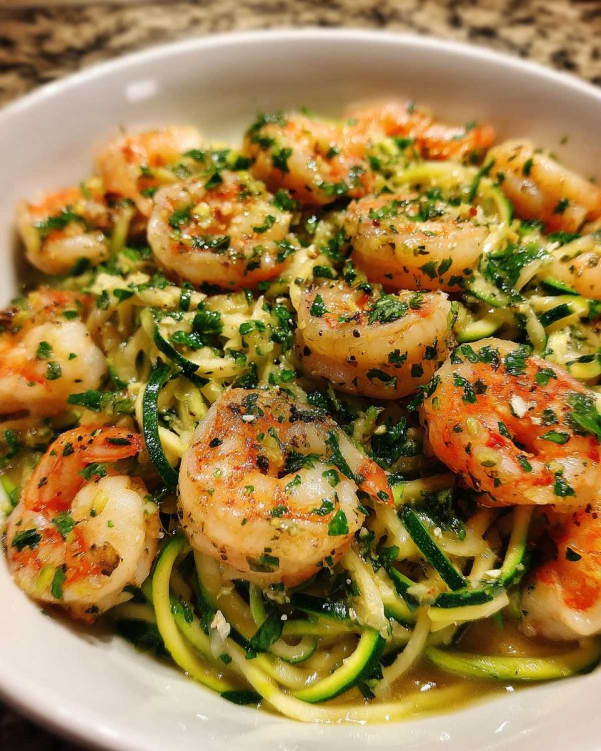 Shrimp Zoodle Scampi - detail 3