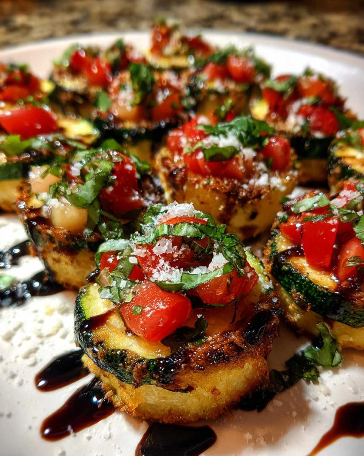 Zucchini Bruschetta Bites (Low-Carb 15-Minute App) - detail 3