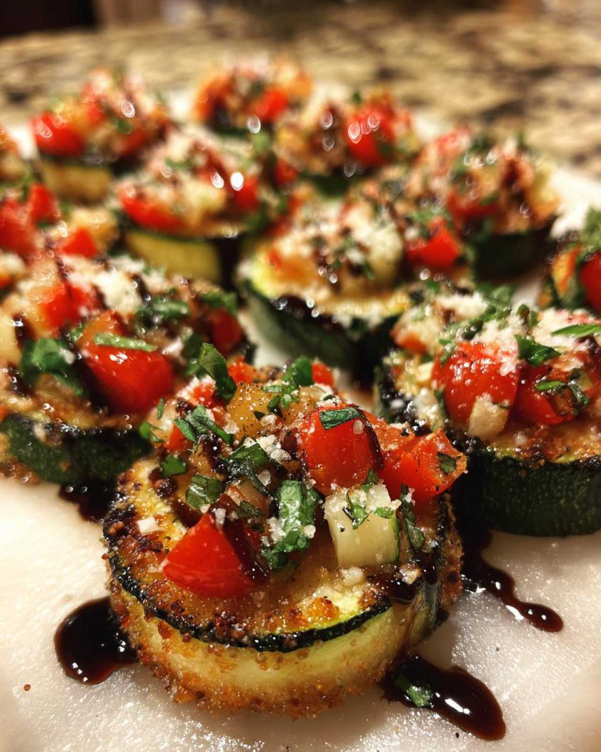 Zucchini Bruschetta Bites (Low-Carb 15-Minute App) - detail 4