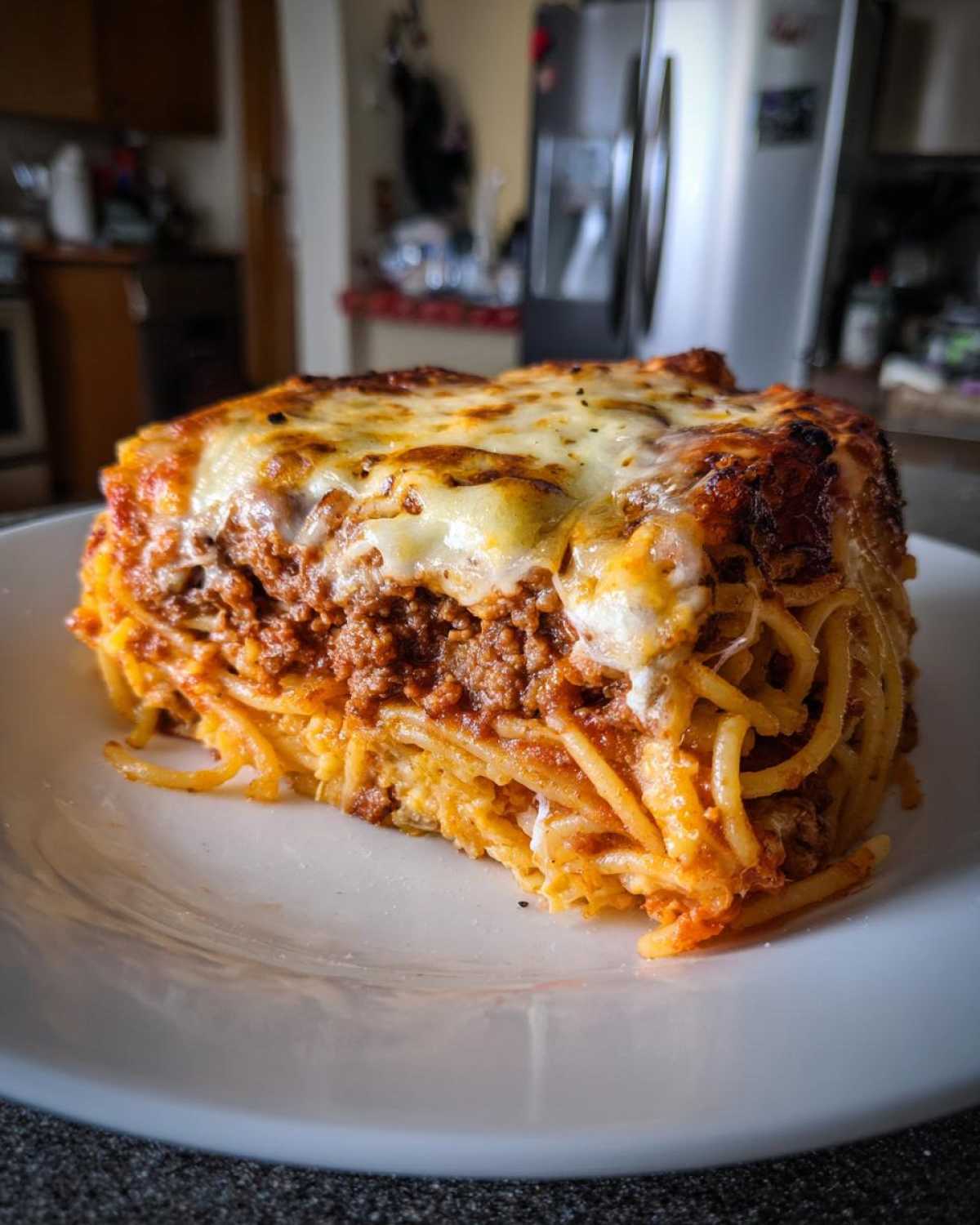spaghetti pie - detail 1